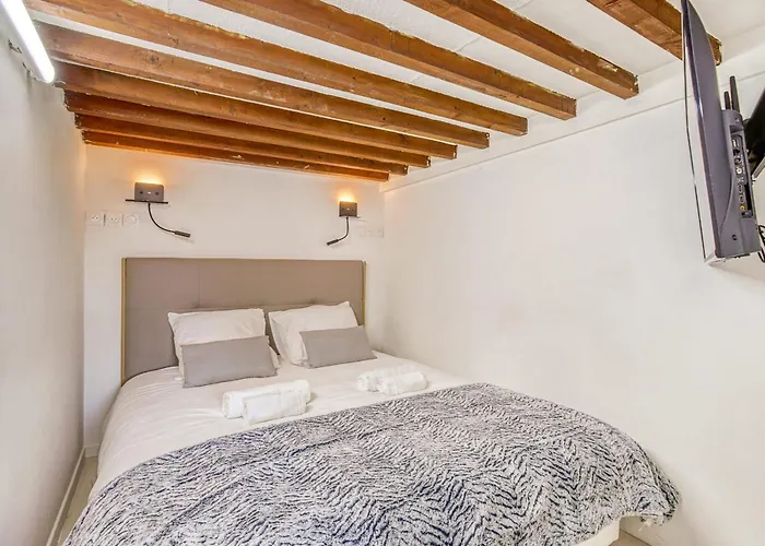 Charming 6-Person Apartment Terreaux & Croix Rousse Area